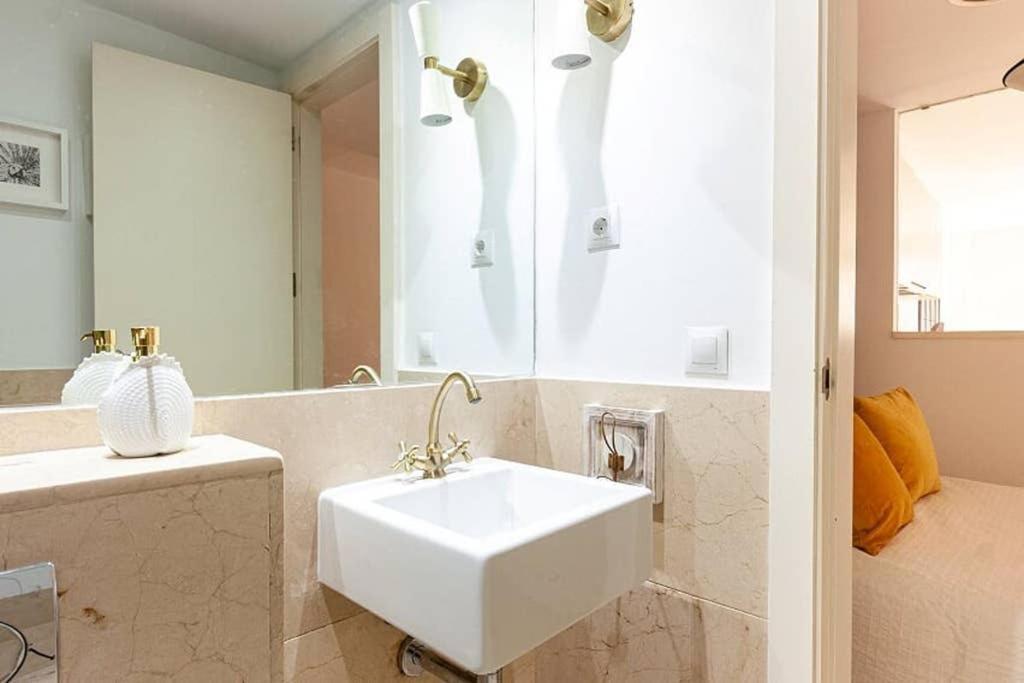 Heima Gran Via A Apartment มาดริด ภายนอก รูปภาพ